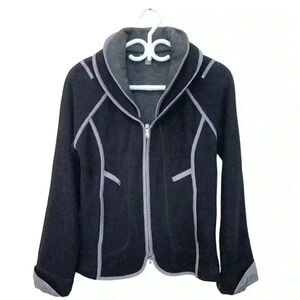 Spanner gorgeous jacket/sweater, black w  gray trim 2 way zipper, 2 front…